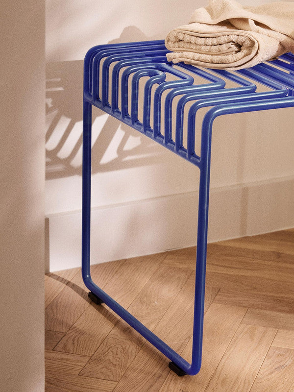 Naburo Metal Stool